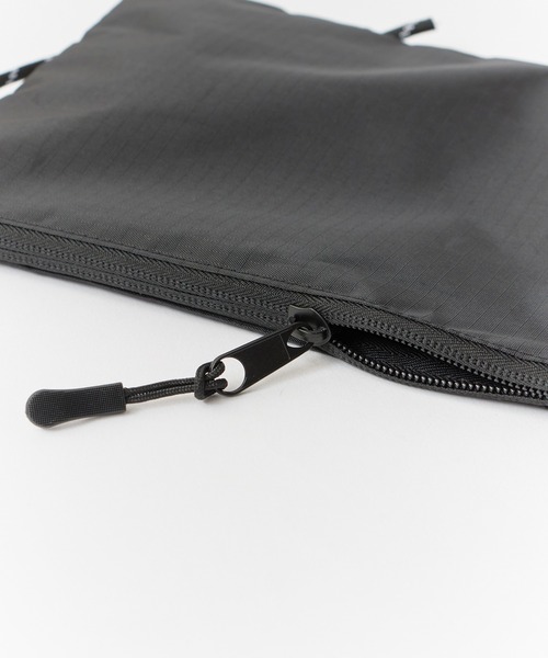 TRUSS（トラス）の「TRUSS/トラス リップミニサコッシュ（ショルダーバッグ・メンズ・オレンジ/ホワイト/ブラック/アーミー・FREE）」の14枚目の写真