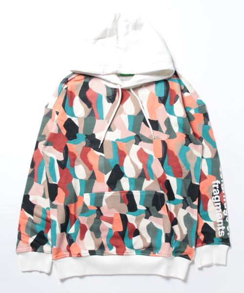 BENETTON (UNITED COLORS OF BENETTON)(ベネトンユナイテッドカラーズオブベネトン)の「カモフラージュ柄スウェットフードパーカー(パーカー・メンズ・マルチ・SMALL/MEDIUM/X-SMALL/LARGE)」の5枚目の写真