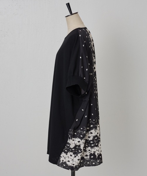BEARDSLEY（ビアズリー）の「花パネルニットチュニック（Tシャツ