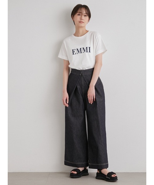emmi（エミ）の「【emmi atelier】フロントタックワイドデニムパンツ（デニムパンツ・レディース・インディゴブルー・1/0）」の17枚目の写真