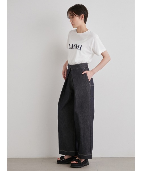 emmi（エミ）の「【emmi atelier】フロントタックワイドデニムパンツ（デニムパンツ・レディース・インディゴブルー・1/0）」の18枚目の写真