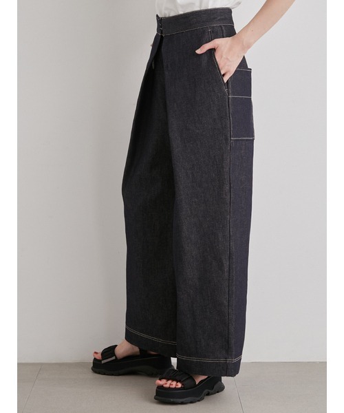 emmi（エミ）の「【emmi atelier】フロントタックワイドデニムパンツ（デニムパンツ・レディース・インディゴブルー・1/0）」の7枚目の写真