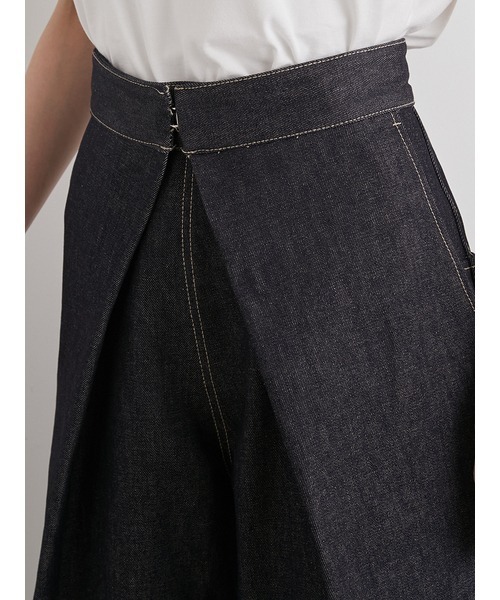 emmi（エミ）の「【emmi atelier】フロントタックワイドデニムパンツ（デニムパンツ・レディース・インディゴブルー・1/0）」の8枚目の写真