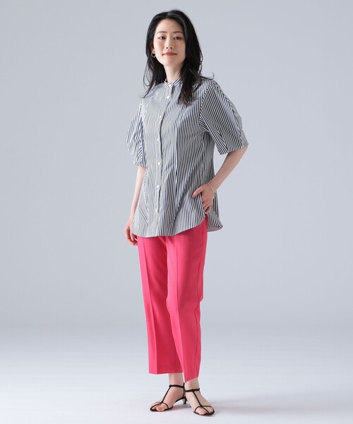 EFFE BEAMS（エッフェビームス）の「EFFE BEAMS / ストライプ ボリュームスリーブ ブラウス（シャツ/ブラウス・レディース・レッド/ブラック・38/36）」の21枚目の写真