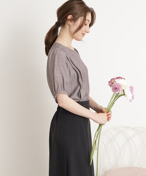 DRESKIP(ドレスキップ)の「◆華奢見えタックボリュ-ム袖ブラウス(シャツ/ブラウス・レディース・ライトベージュ/ブラウン系/ブルー・02/03)」の8枚目の写真