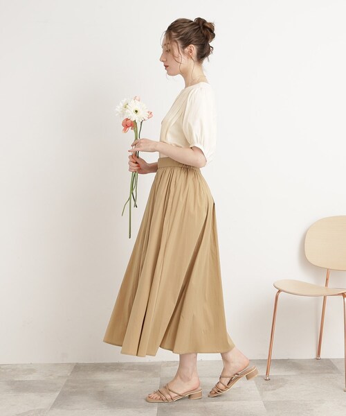 DRESKIP(ドレスキップ)の「◆華奢見えタックボリュ-ム袖ブラウス(シャツ/ブラウス・レディース・ライトベージュ/ブラウン系/ブルー・02/03)」の11枚目の写真
