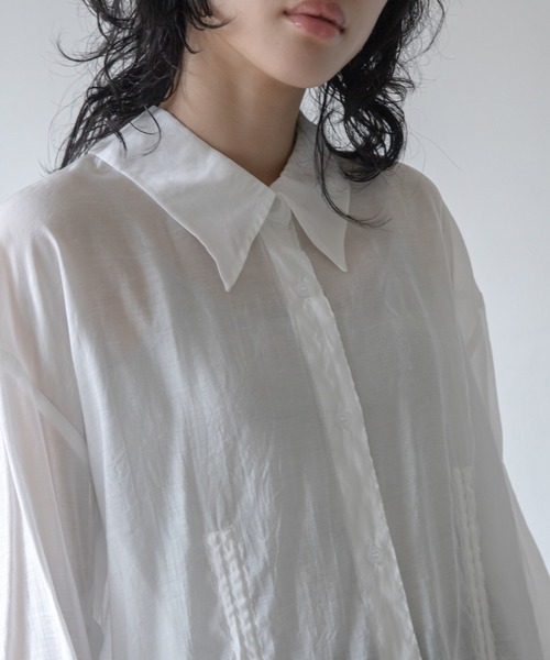 VACANCY(ヴァカンシー)の「スリットドロストシアーシャツ(シャツ/ブラウス・レディース・ホワイト/ブルー・FREE)」の4枚目の写真