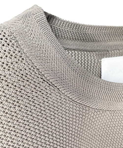 FORTUNA HOMME(フォルトゥナオム)の「FORTUNAHOMME ECOTEC MeshKnit Tee(Tシャツ/カットソー・メンズ・グレイッシュベージュ/ブラック・2/1)」の9枚目の写真