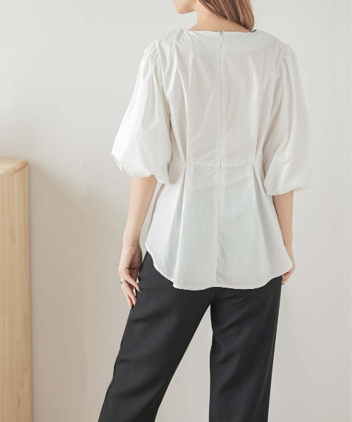 AMELY(エミリー)の「キーネックブラウス(シャツ/ブラウス・レディース・イエロー/ピンク/ホワイト/ブラック・M/L)」の6枚目の写真