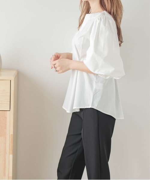 AMELY(エミリー)の「キーネックブラウス(シャツ/ブラウス・レディース・イエロー/ピンク/ホワイト/ブラック・M/L)」の5枚目の写真