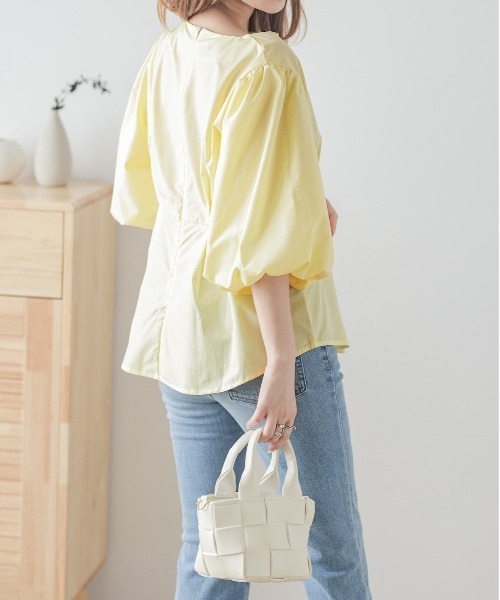 AMELY(エミリー)の「キーネックブラウス(シャツ/ブラウス・レディース・イエロー/ピンク/ホワイト/ブラック・M/L)」の12枚目の写真