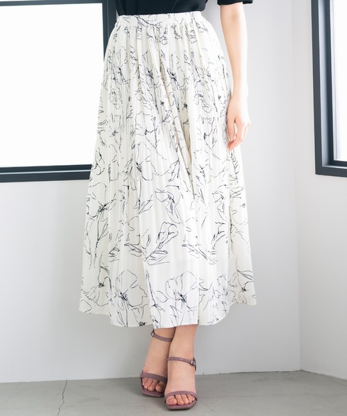 MISCH MASCH(ミッシュマッシュ)の「■2023春夏新作■花柄プリーツスカート/MM327218(スカート・レディース・ベージュ/ブラック/ホワイト・フリ-)」の9枚目の写真