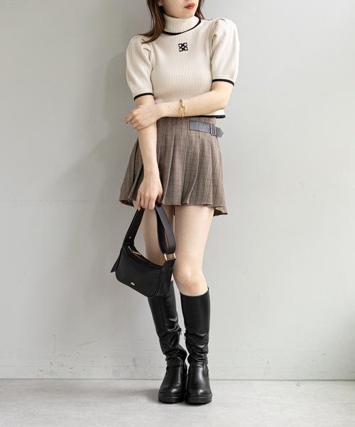 Chico（チコ）の「【SALON by Chico限定】バイカラー刺繍チビニット（ニット/セーター・レディース・ブルー/アイボリー/ブラック・FREE）」の7枚目の写真