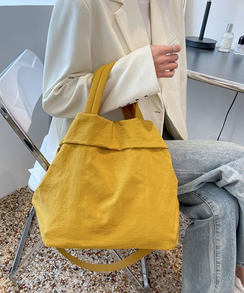 florist（フローリスト）の「【2WAY/3WAY】【軽量】くったりラウンドフォルムの折り返しナイロンハンドバッグ/ショルダーバッグ（ボストンバッグ・レディース・ブラック/マスタード/モスグリーン/ワインレッド/ベージュ・FREE）」の16枚目の写真