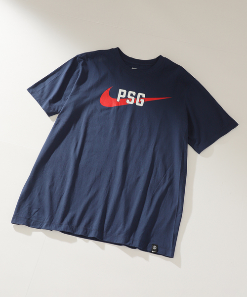 NIKE（ナイキ）の「【NIKE / ナイキ】PSG M NK SWOOSH TEE（Tシャツ/カットソー・メンズ・ホワイト/ネイビー・SMALL/MEDIUM/LARGE/X-LARGE/XX-LARGE）」の3枚目の写真