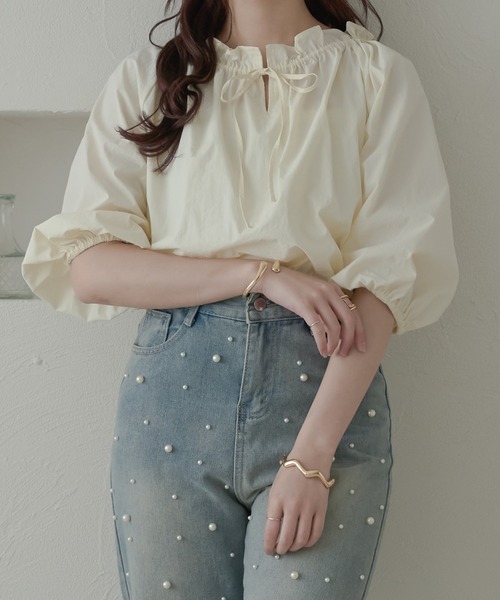 Ambre Neige（アンブルネージュ）の「２ｗａｙギャザーナイロンブラウス／【WEB/EC限定商品】（シャツ/ブラウス・レディース・アイボリー/ライトベージュ・FREE）」の2枚目の写真