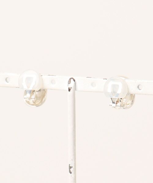 novice(ノーヴィス)の「【novice】Hairline Finish Beans Earring(イヤリング・レディース・ゴールド/シルバー・FREE)」の14枚目の写真
