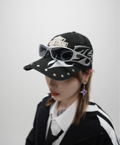 XU(エックスユー)の「ストリートファッション XU エックスユー sports sunglasses スポーツ サングラス カラーレンズ(サングラス・メンズ・ブラック/シルバー・ONE SIZE)」の8枚目の写真