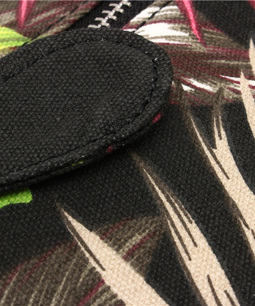 VENCEEXCHANGE（ヴァンスエクスチェンジ）の「ボタニカル柄クラッチバッグ（クラッチバッグ・メンズ・ブラック/スカイブルー・FREE）」の9枚目の写真