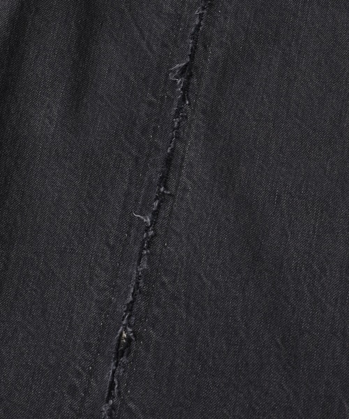 Jieda（ジエダ）の「CUTTING WIDE DENIM（デニムパンツ・メンズ・ブラック/インディゴブルー・2/1）」の17枚目の写真