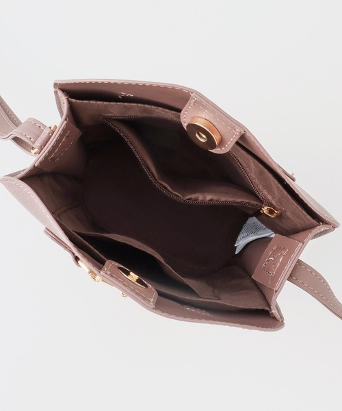 Honeys（ハニーズ）の「ビット付ミニショルダーバッグ（ショルダーバッグ・レディース・モカ/ブラック/グレイッシュベージュ/ピンク系その他・FREE）」の17枚目の写真