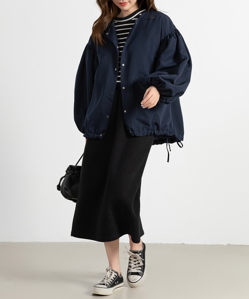 DAY CLOSET(デイ クローゼット)の「【ミドル丈/シルエットが変わる紐付き】長袖ノーカラーバルーンスリーブブルゾン レディース(ブルゾン・レディース・ネイビー/カーキ/アイボリー/ブラウン/ブラック・ONE SIZE)」の21枚目の写真