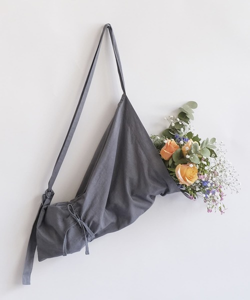 URBAN RESEARCH DOORS(アーバンリサーチドアーズ)の「『WEB限定』shesay 2WAYフラワーバッグ(エコバッグ/サブバッグ・レディース・ピンク/グレー・FREE)」の5枚目の写真