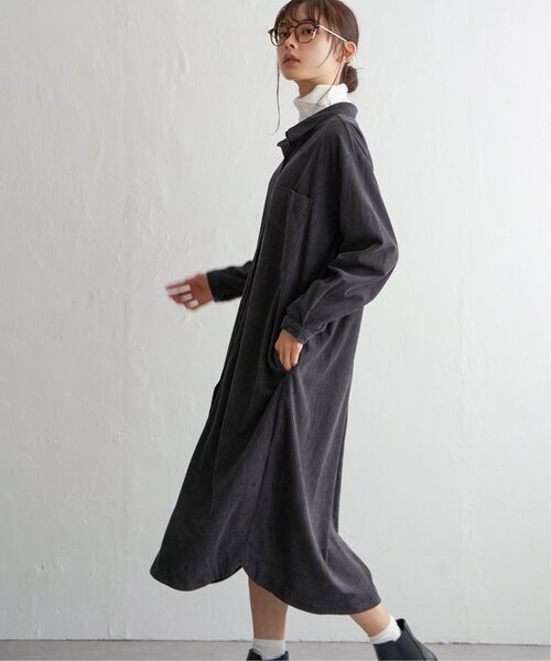 LBC(エルビーシー)の「コーデュロイワンピース(ワンピース・レディース・チャコールグレー/ブルー/オフホワイト・M/L)」の19枚目の写真