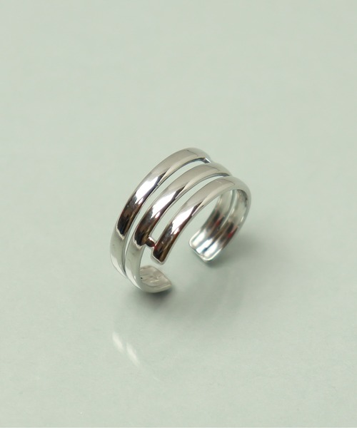 ieLS(イエルズ)の「金属アレルギー対応「ieLS」ステンレス トリプルデザインリング フリー(リング・メンズ・ゴールド/シルバー・FREE)」の6枚目の写真