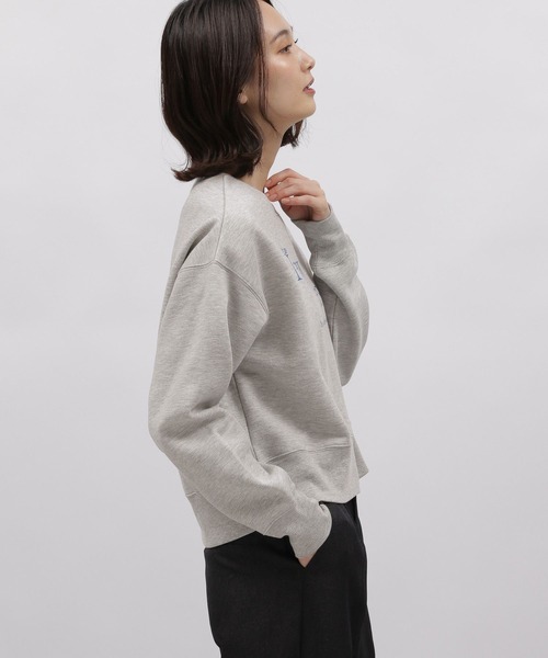 LAKOLE（ラコレ）の「レタリングPクロップドプルオーバー / 988619（スウェット・レディース・チャコールグレー/ヘザーグレー/オートミール・MEDIUM/SMALL）」の6枚目の写真