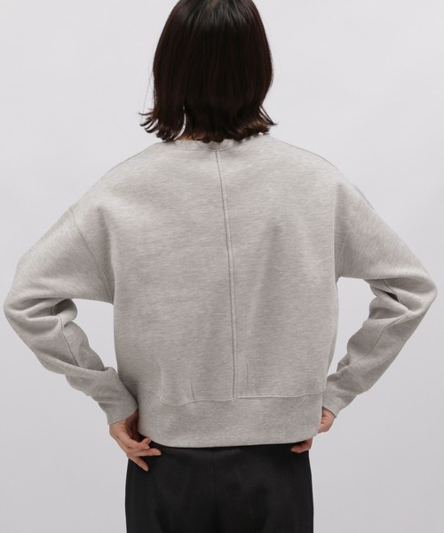 LAKOLE（ラコレ）の「レタリングPクロップドプルオーバー / 988619（スウェット・レディース・チャコールグレー/ヘザーグレー/オートミール・MEDIUM/SMALL）」の7枚目の写真