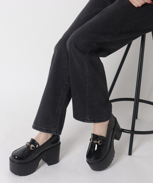 cs T&P(シーエスティーアンドピー)の「厚底ビット付きローファーパンプス(パンプス・レディース・アイボリー系1/ブラック系1・M/S/LL/L)」の20枚目の写真