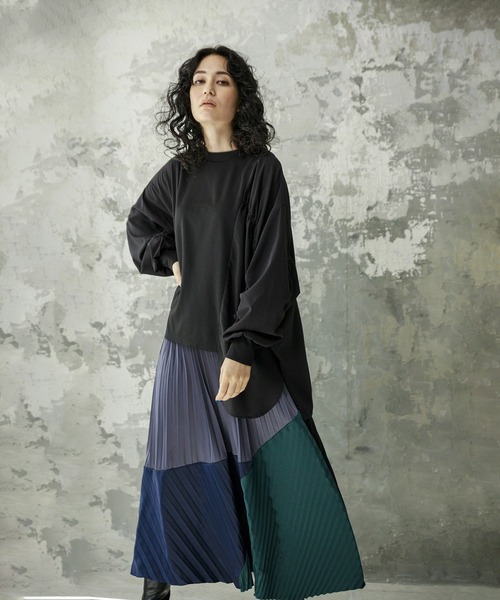 OSMOSIS（オズモーシス）の「切替ギャザープルオーバー（Tシャツ/カットソー・レディース・ネイビー/オリーブ/ブラック・ONE SIZE）」の5枚目の写真
