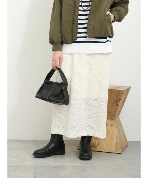 Samansa Mos2 blue（サマンサモスモスブルー）の「花柄ストレッチレースタイトスカート（スカート・レディース・ブラック/キナリ/サックスブルー・F）」の4枚目の写真