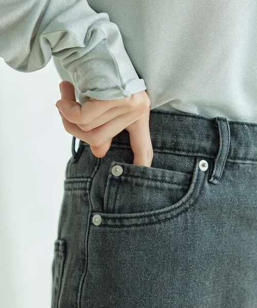 Jayro(ジャイロ)の「デニムストレートパンツ(デニムパンツ・レディース・ブルー/ブラック/サックスブルー・M)」の4枚目の写真