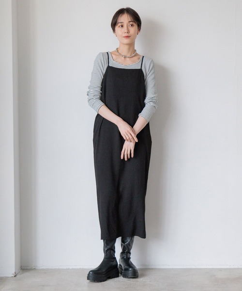 LOWRYS FARM(ローリーズファーム)の「スクエアキャミワンピース 991433(ワンピース・レディース・イエロー/チャコールグレー/ブルー/アイボリー/ブラック・FREE)」の3枚目の写真