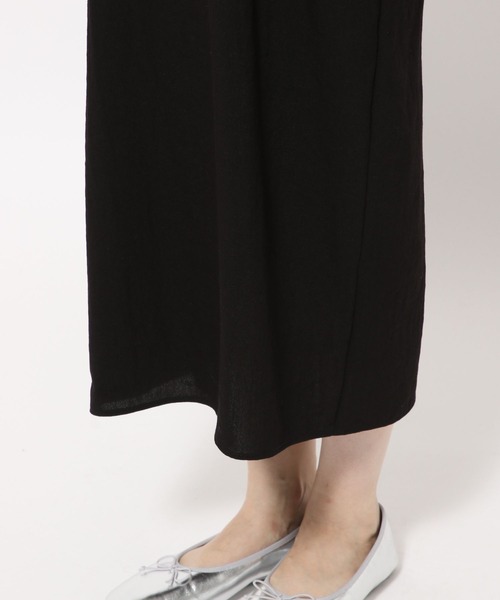 LOWRYS FARM(ローリーズファーム)の「スクエアキャミワンピース 991433(ワンピース・レディース・イエロー/チャコールグレー/ブルー/アイボリー/ブラック・FREE)」の8枚目の写真