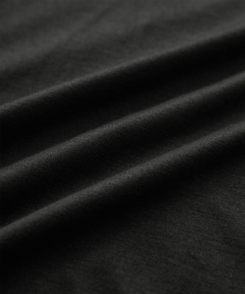 SALON adam et rope'（サロン アダム エ ロペ）の「ショルダータックパフスリーブロングTシャツ【洗える】（Tシャツ/カットソー・レディース・グレー/ホワイト/ブラック・FREE）」の16枚目の写真