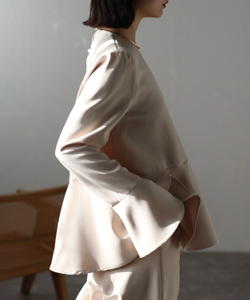 r.（アールドット）の「【セットアップ対応】フレアライン　ブラウス（シャツ/ブラウス・レディース・ベージュ/ブラック・FREE）」の18枚目の写真