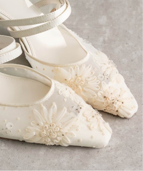 RANDA（ランダ）の「フラワースクエアミュールパンプス（パンプス・レディース・ベージュ/ブルー/アイボリー/ブラック・S/M/L/LL）」の7枚目の写真