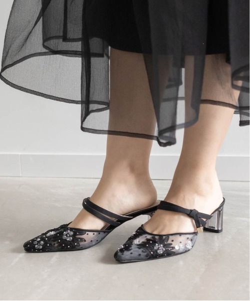 RANDA（ランダ）の「フラワースクエアミュールパンプス（パンプス・レディース・ベージュ/ブルー/アイボリー/ブラック・S/M/L/LL）」の16枚目の写真