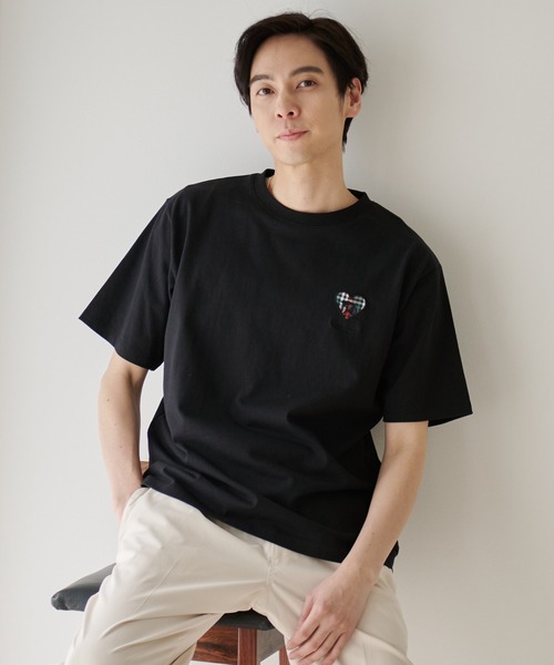 Arnold Palmer（アーノルドパーマー）の「ハートモチーフ シェア Tシャツ（Tシャツ/カットソー・レディース・ブラック/ホワイト/ライトベージュ・XS/LL/L/M/S）」の20枚目の写真