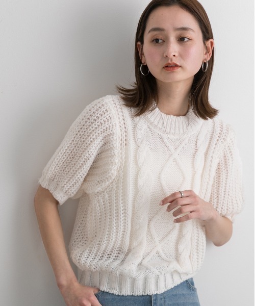 ad thie(アドティエ)の「ショート丈・ケーブル パフスリーブニット(ニット/セーター・レディース・オフホワイト/杢グレー/ピンク・FREE)」の9枚目の写真