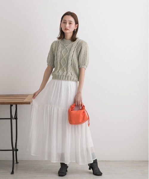ad thie(アドティエ)の「ショート丈・ケーブル パフスリーブニット(ニット/セーター・レディース・オフホワイト/杢グレー/ピンク・FREE)」の10枚目の写真