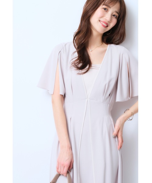 JUSGLITTY（ジャスグリッティー）の「スリットスリーブ配色ワンピース