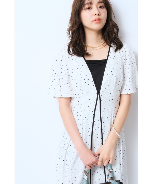 JUSGLITTY（ジャスグリッティー）の「スリットスリーブ配色ワンピース