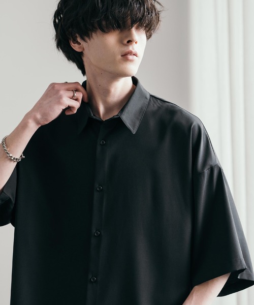 Rocky Monroe(ロッキーモンロー)の「接触冷感オーバーサイズレギュラーカラー半袖シャツ(シャツ/ブラウス・メンズ・ホワイト/ブルー/ブラック/チャコール・XL/M/L)」の10枚目の写真