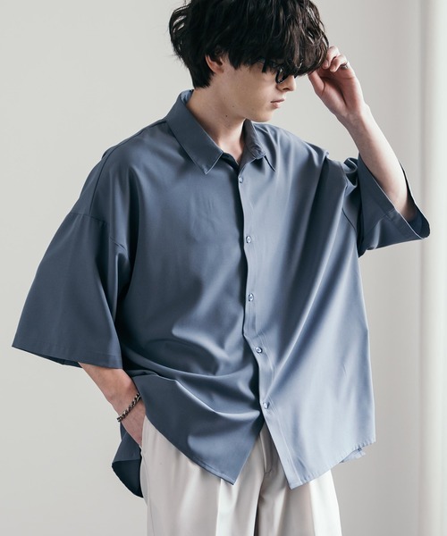 Rocky Monroe(ロッキーモンロー)の「接触冷感オーバーサイズレギュラーカラー半袖シャツ(シャツ/ブラウス・メンズ・ホワイト/ブルー/ブラック/チャコール・XL/M/L)」の17枚目の写真