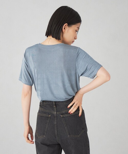 EMMEL REFINES（エメルリファインズ）の「＜EMMEL REFINES＞EM シャイニー トロミ Tシャツ（Tシャツ/カットソー・レディース・ライトブルー/オレンジ/ダークブラウン・FREE）」の21枚目の写真