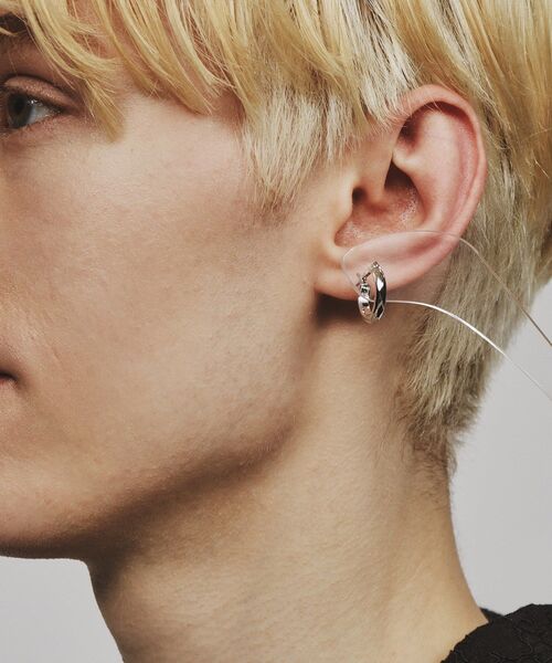 tk.TAKEO KIKUCHI（ティーケータケオキクチ）の「◆アソートフープピアス【片耳用】（ピアス（両耳用）・メンズ・ゴールド系2/ブラック系1/ゴールド系/ブラック/シルバー系1/シルバー系/ブラック系/ゴールド系1/シルバー系2/ブラック系2/シルバー/シルバー系3/ブラック系3・00）」の16枚目の写真